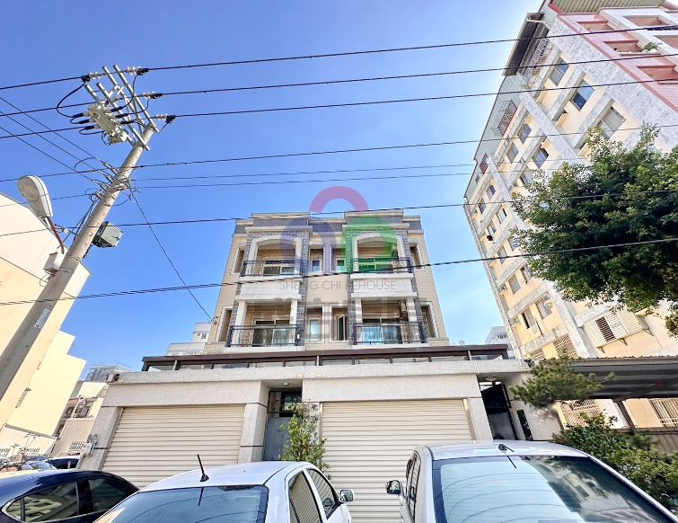 工業三十八路漂亮別墅，屋況優，車庫停車  2